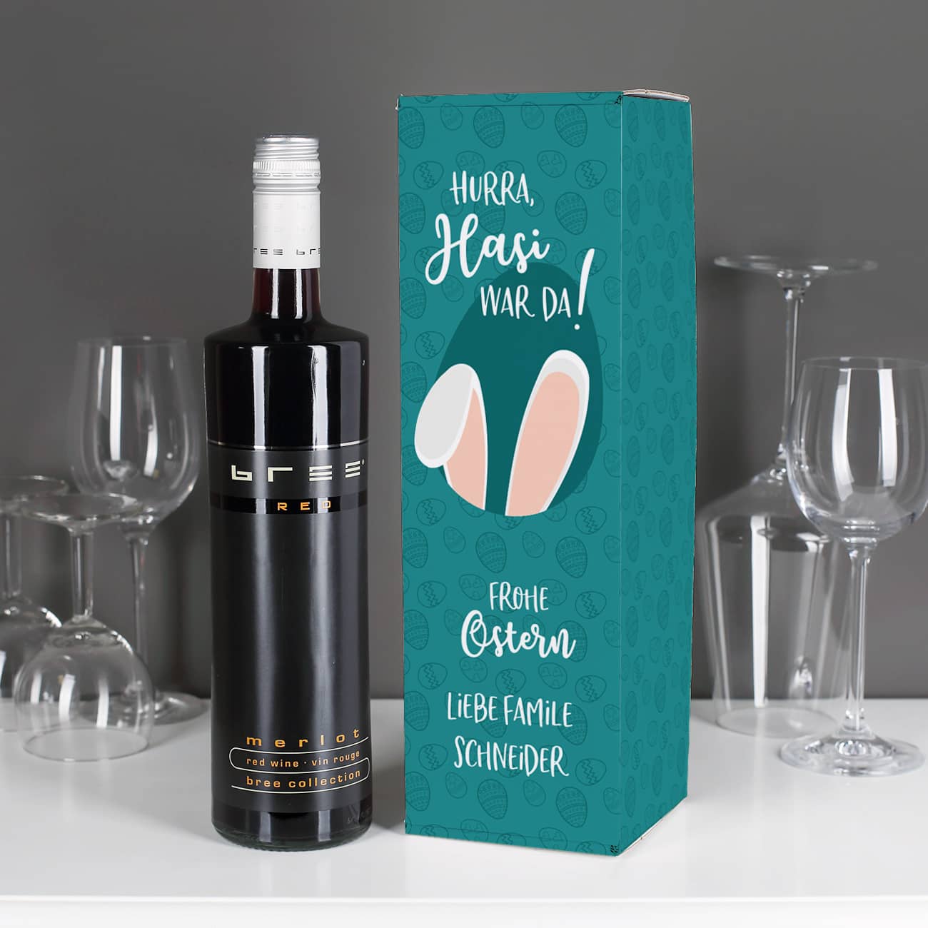 Geschenkset mit Rotwein zu Ostern mit personalisierter Geschenkverpackung