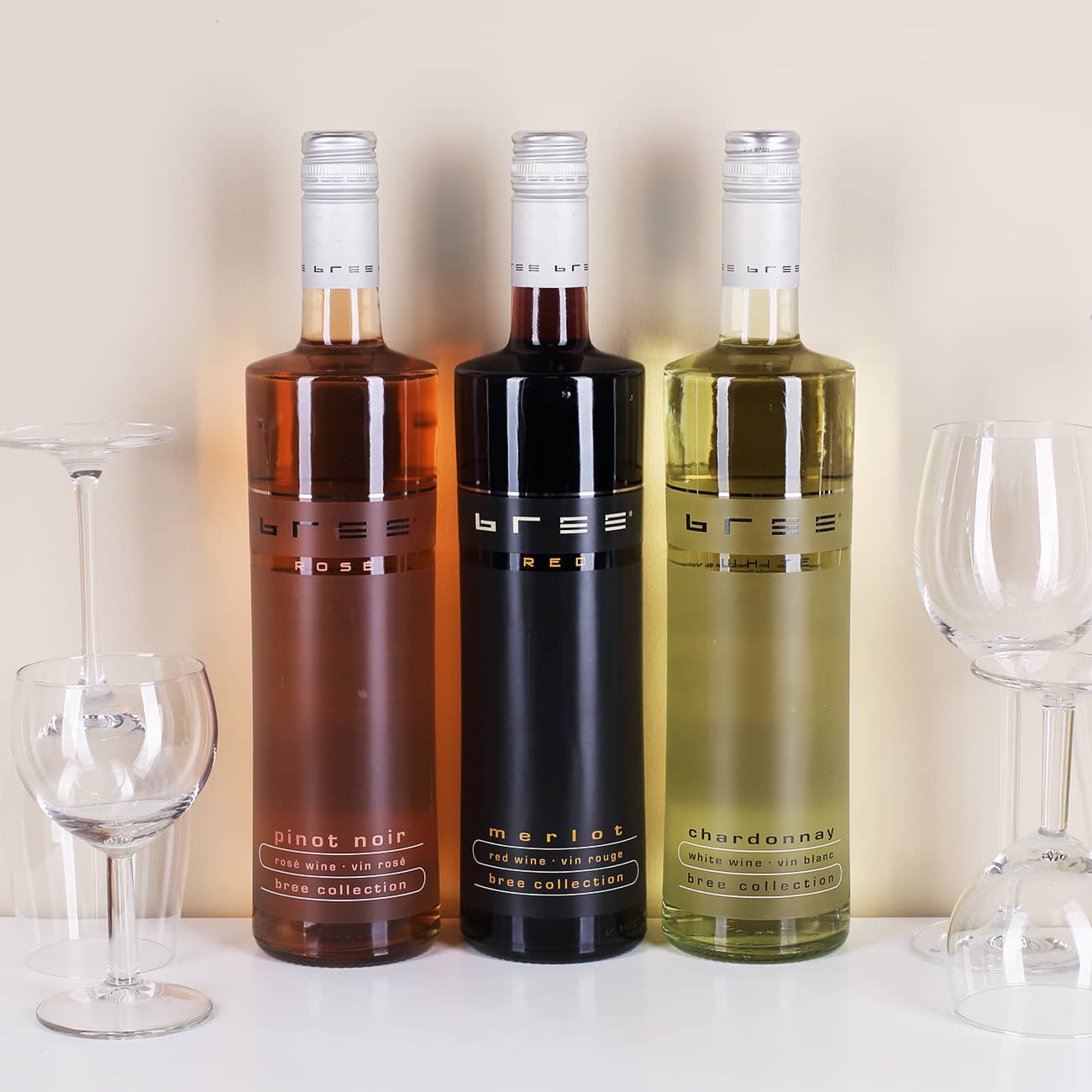 Wahlweise Roséwein, Rotwein oder Weißwein im Geschenkset zu Ostern