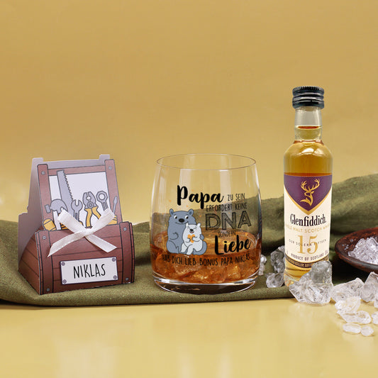 Papa zu sein erfordert keine DNA sondern Liebe - Whisky Geschenkset zum Vatertag