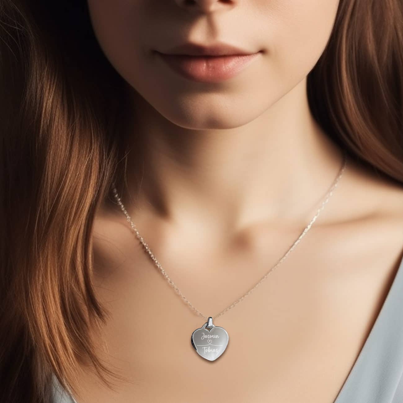 Herzkette mit Gravur zweier Namen und Herz zum Valentinstag