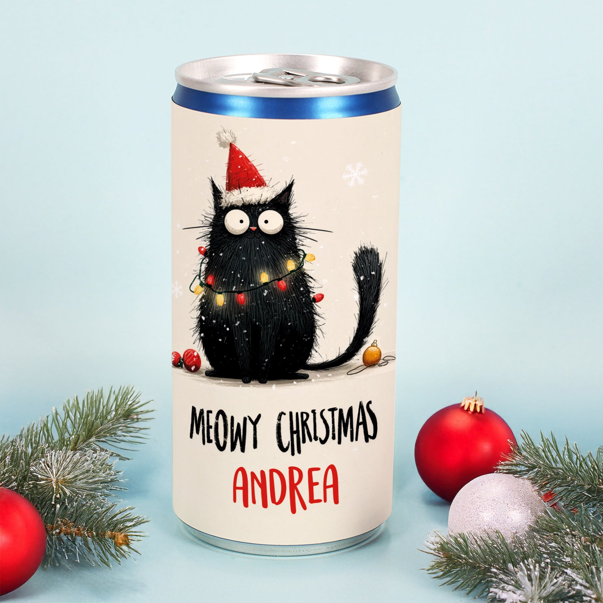 Prosecco-Dose mit schwarzer Katze, Weihnachtsmütze und Name Andrea – Geschenk zu Weihnachten