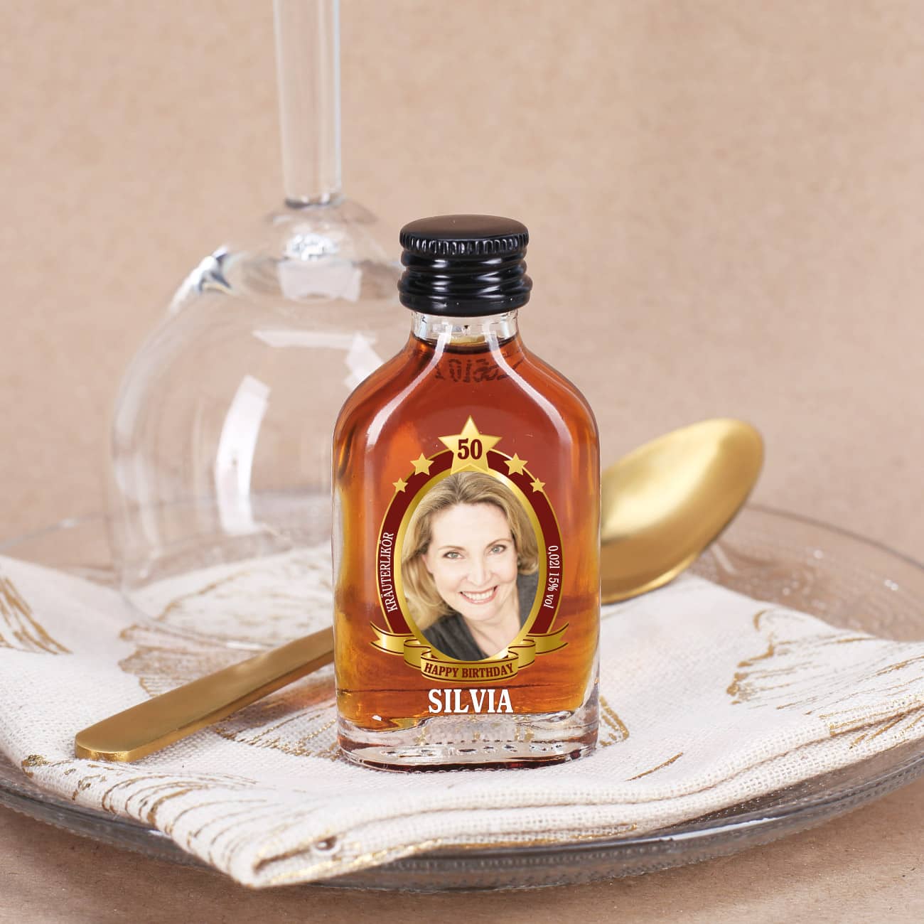 Leckerer Kräuterlikör zum Geburtstag