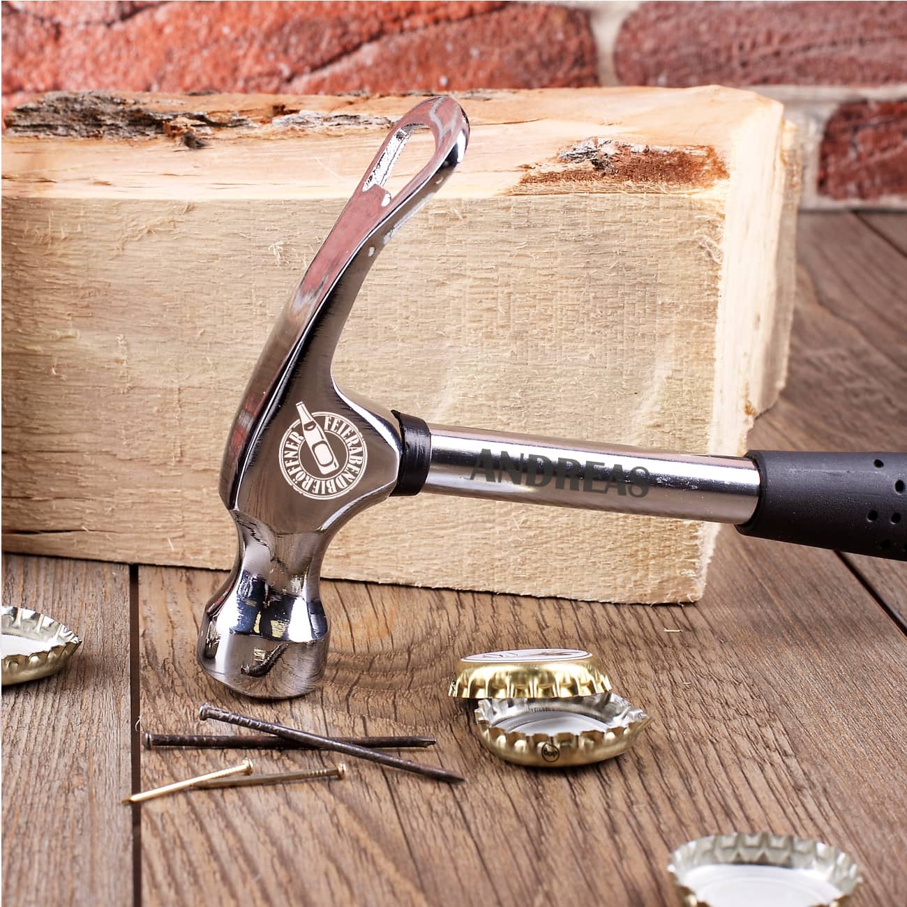 Feierabend Hammer mit Gravur und Flaschenöffner