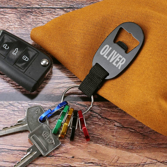 Gravierter Flaschenöffner mit Karabinern