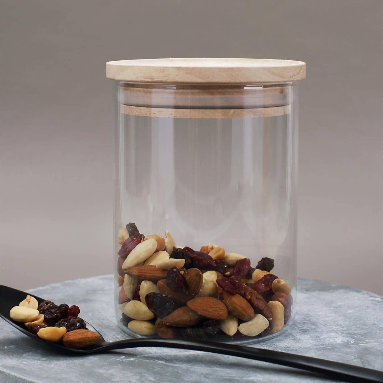 Mit luftdichtem Verschluss