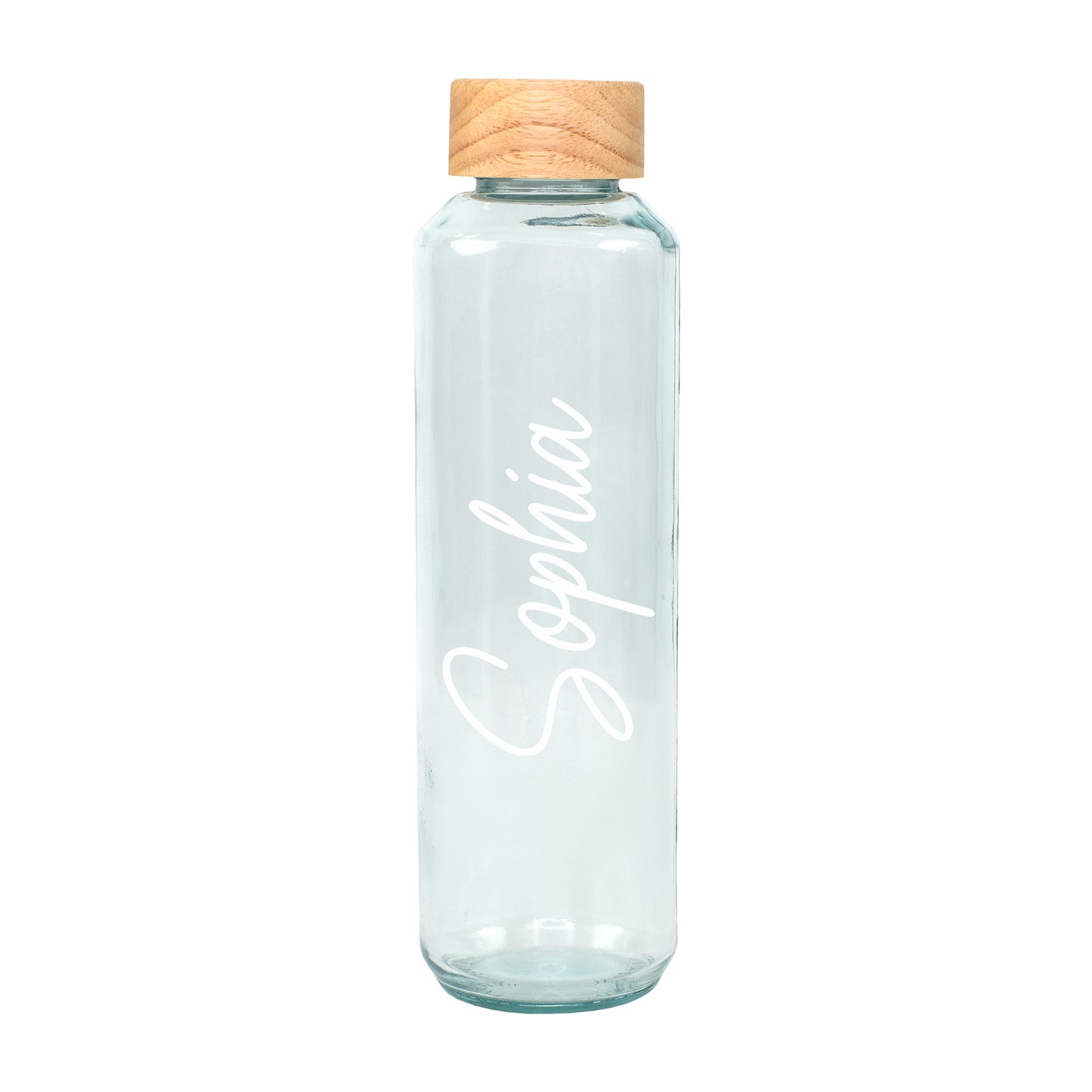 Freigestellte Glas Trinkflasche mit Holzdeckel und weißem Namen Sophia auf transparentem recyceltem Glas