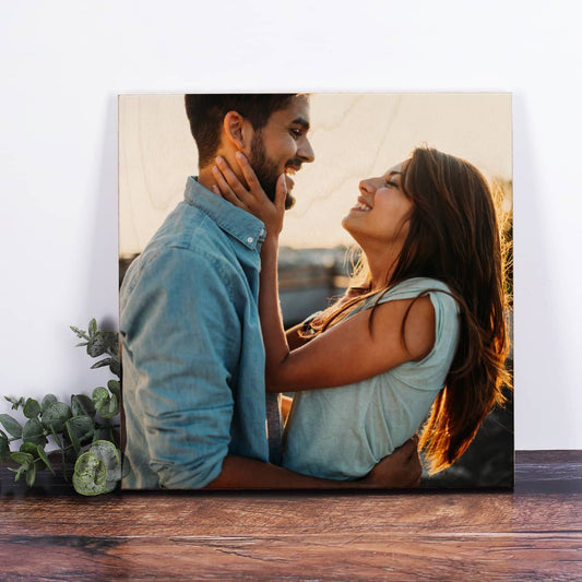 Bedrucktes Holzbild als Quadrat mit Foto personalisiert