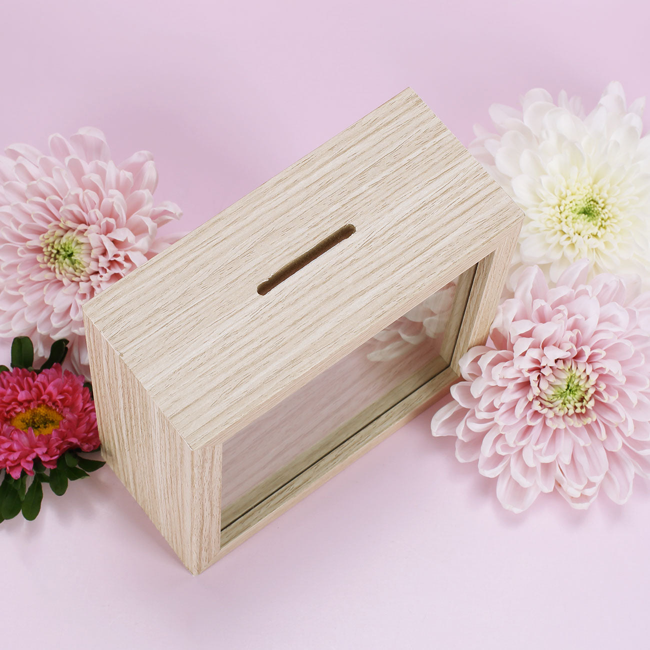 Spardose mit Geldschlitz