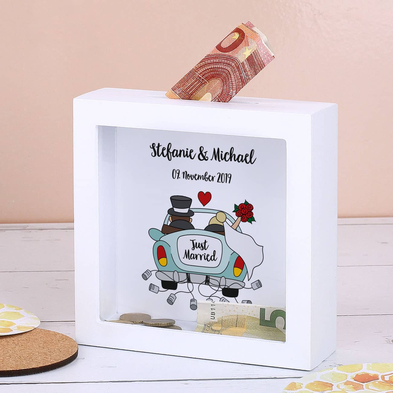 Bilderrahmenspardose in weiss zur Hochzeit mit "Just Married" Motiv 