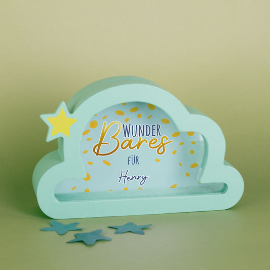 Spardose in Wolkenform mit gelbem Stern und Aufdruck „Wunder Bares für Henry“