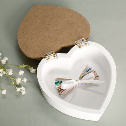 Personalisierte Herzdose aus Holz zur Hochzeit oder Verlobung | Mr. & Mrs.