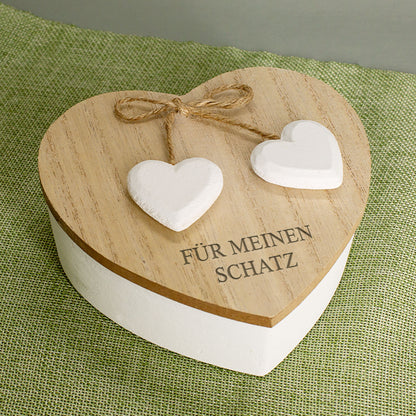 Personalisierte Herzdose aus Holz zur Hochzeit oder Verlobung