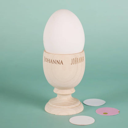 Eierbecher mit Ihrem Wunschnamen graviert