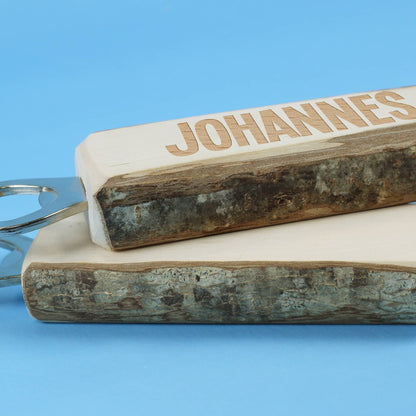 Flaschenöffner aus Naturholz mit Name personalisiert