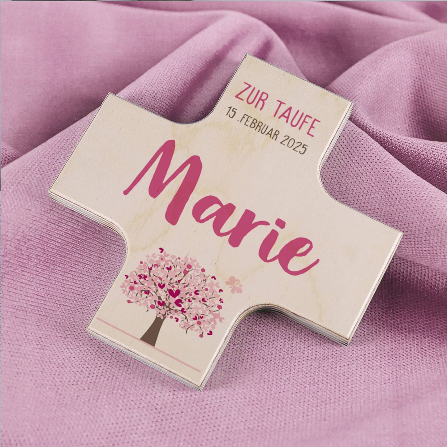 Taufkreuz als persönliches Geschenk