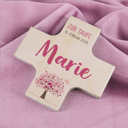 Taufkreuz als persönliches Geschenk