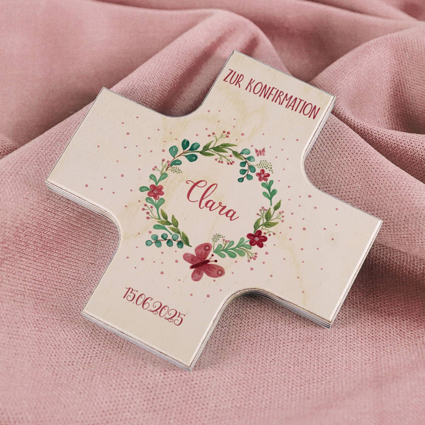 Kreuz mit eigenem Namen