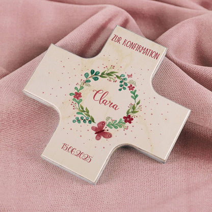 Kreuz mit eigenem Namen