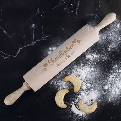 "Eheratgeber"-Schriftzug mit Namen nach Wunsch