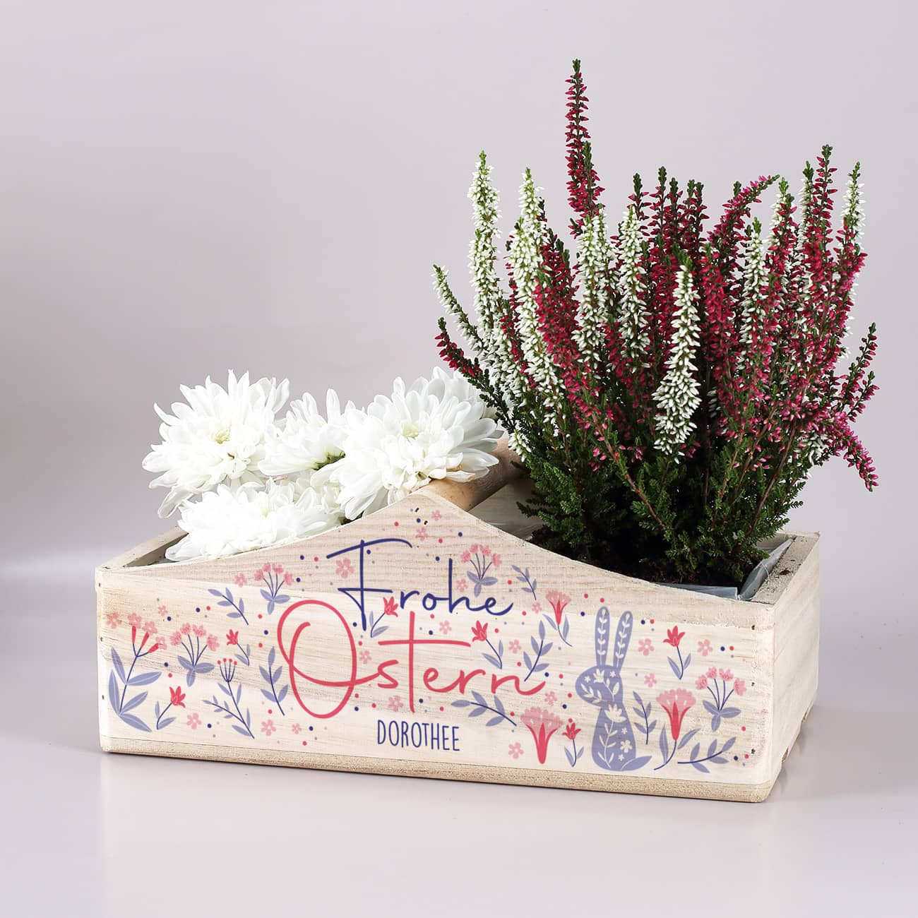Kiste für Pflanzen und Geschenke zu Ostern