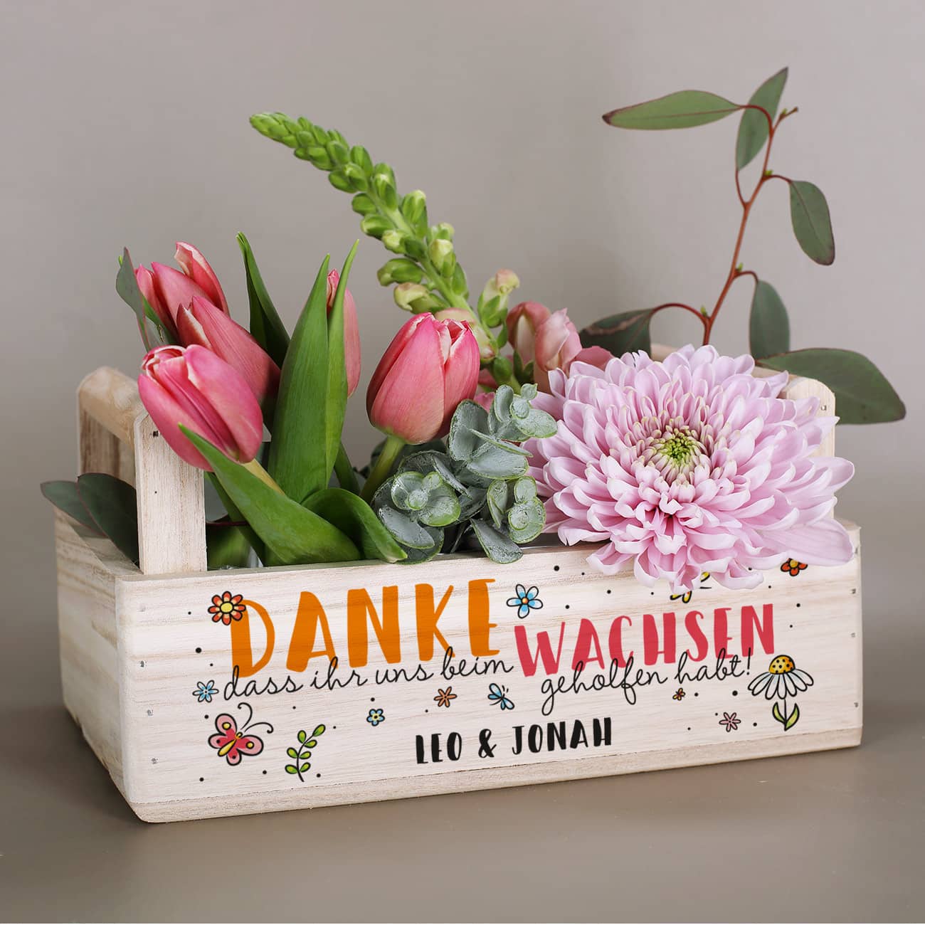 Pflanzkiste "Danke, dass ihr uns beim Wachsen geholfen habt!" mit persönlichem Wunschtext