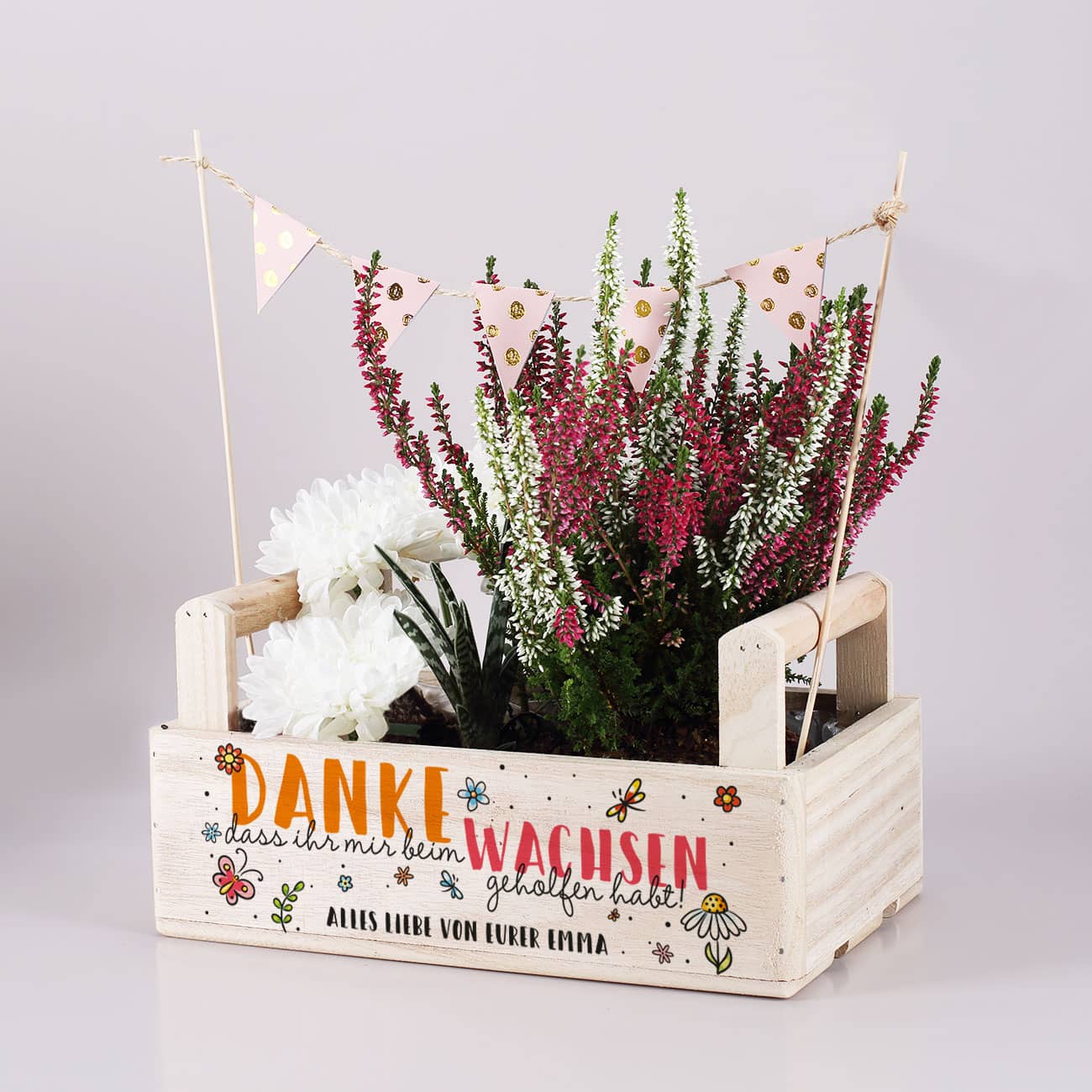 Personalisierte Pflanzkiste "Danke, dass ihr mir beim Wachsen geholfen habt" als Geschenk an Erzieher