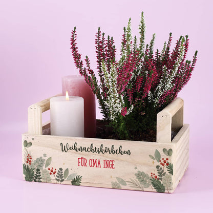 Weihnachtliche Holzkiste mit 2 Griffen und zwei Zeilen Text nach Wunsch