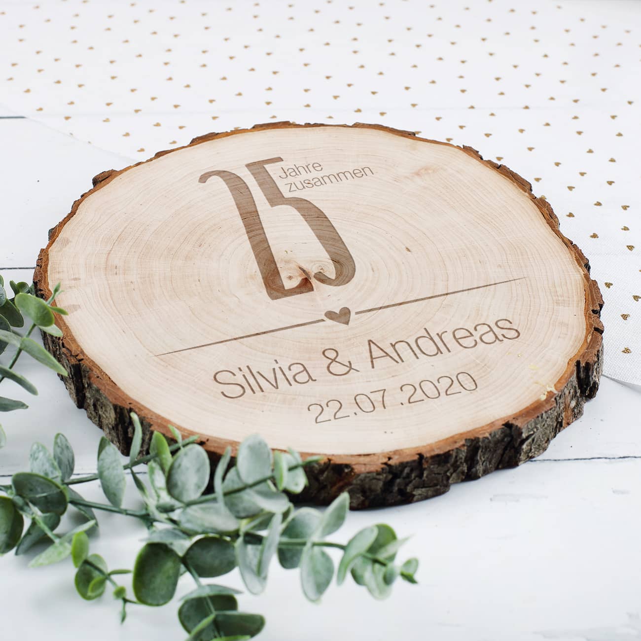 Echtholz Baumscheibe mit persönlicher Gravur