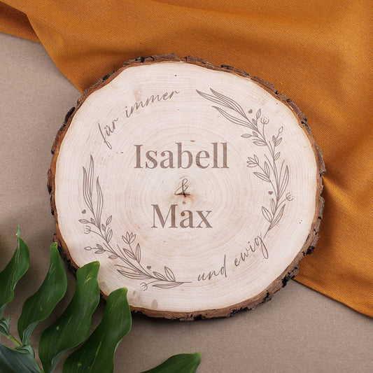 Gravierte Holzscheibe zur Hochzeit mit Namen