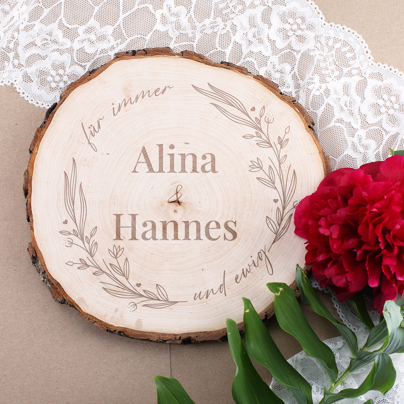 Für immer & ewig - Baumscheibe mit Namen des Brautpaares