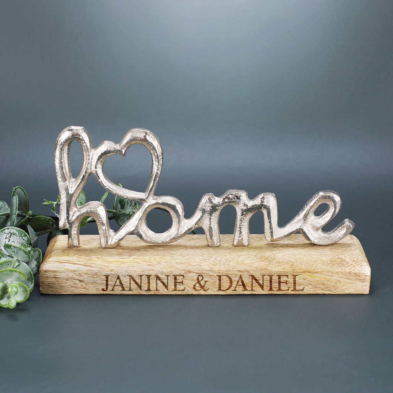 Metallschriftzug - Home - mit Holzsockel
