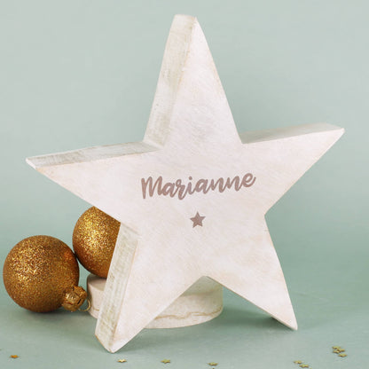 Holzstern mit Gravur von Name & kleinem Stern