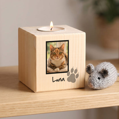 Gedenklicht an die geliebte Katze mit Foto und Name