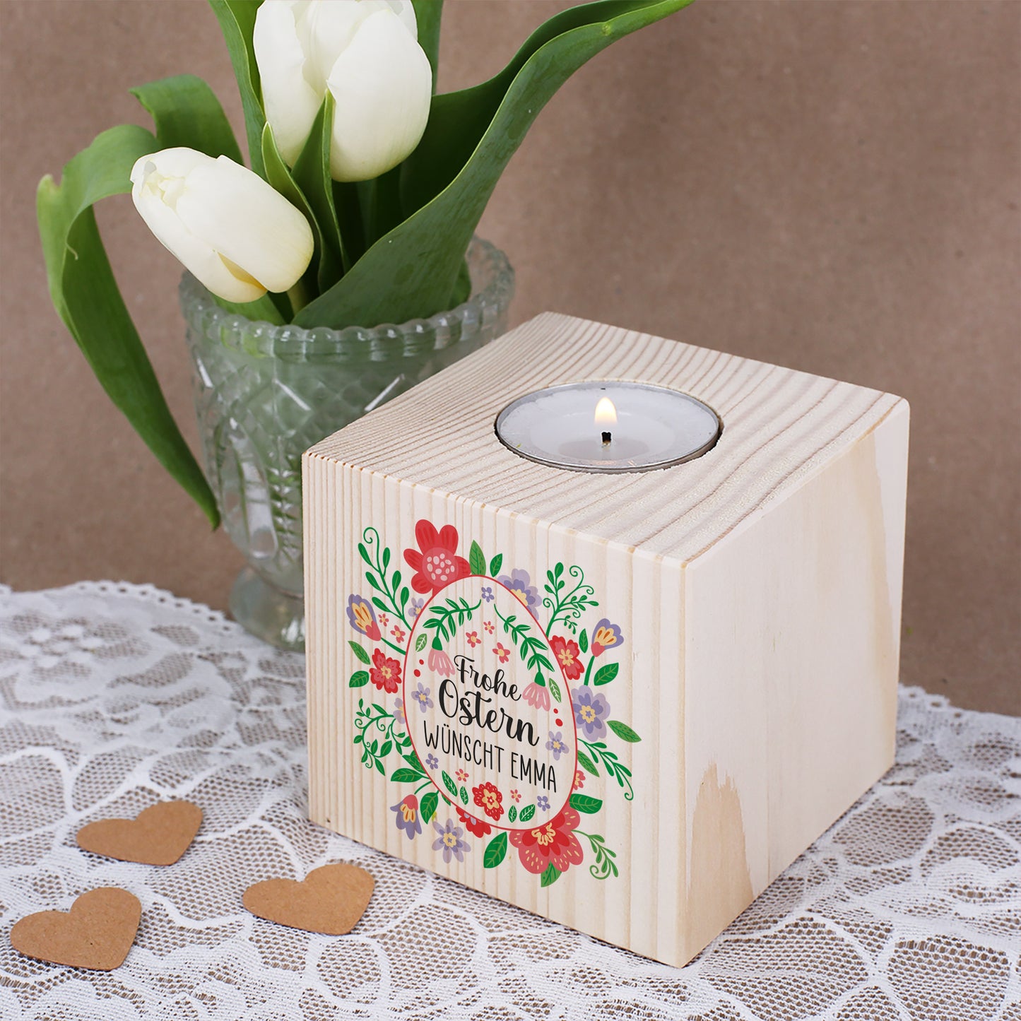 Teelichthalter aus Holz zu Ostern mit Wunschtext & buntem Blumen Motiv