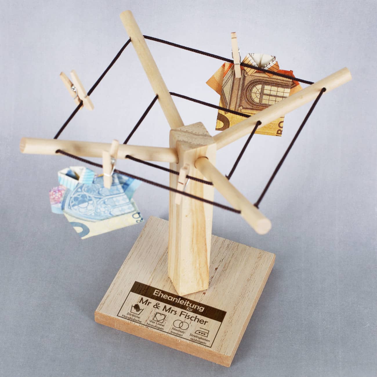 Persönliche Wäschespinne zur Hochzeit