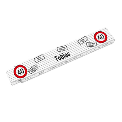Zollstock mit Verkehrszeichen und einem Namen Ihrer Wahl personalisiert