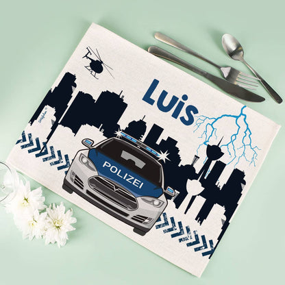Platzdeckchen bedruckt mit Polizeiauto und Skyline mit Wunschnamen