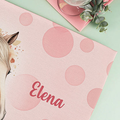 Detailaufnahme vom personalisierten Platzdeckchen mit Name Elena