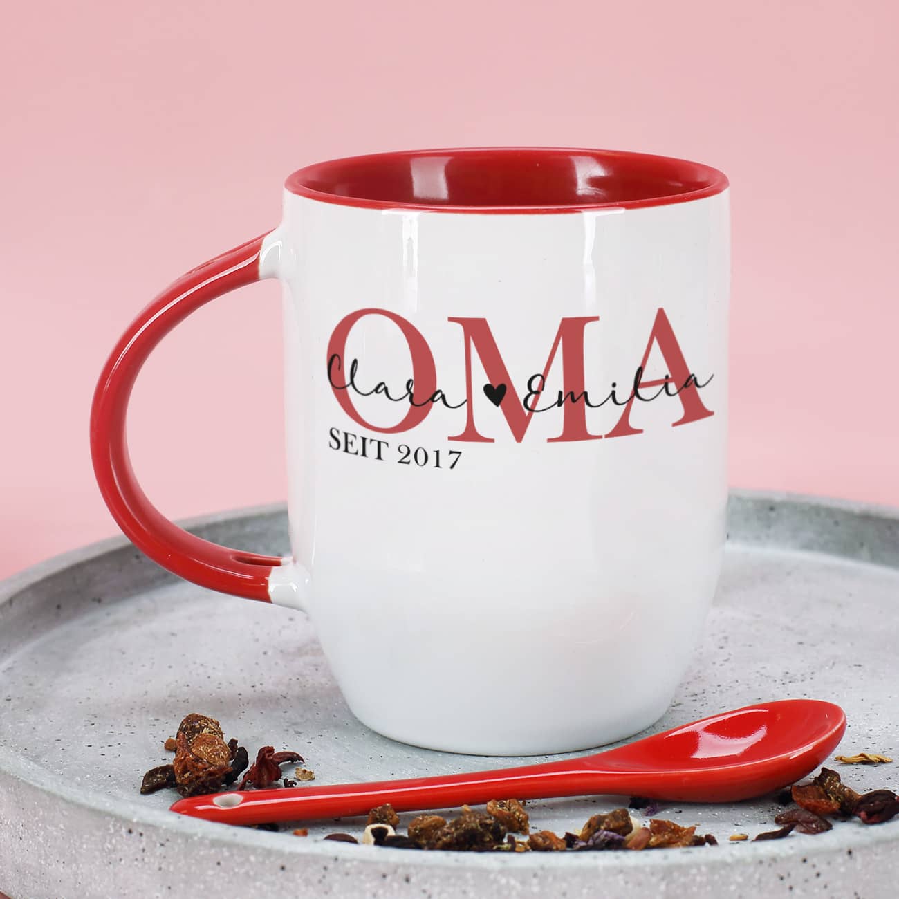 Roter Tassenrand, Henkel und integrierter Löffel