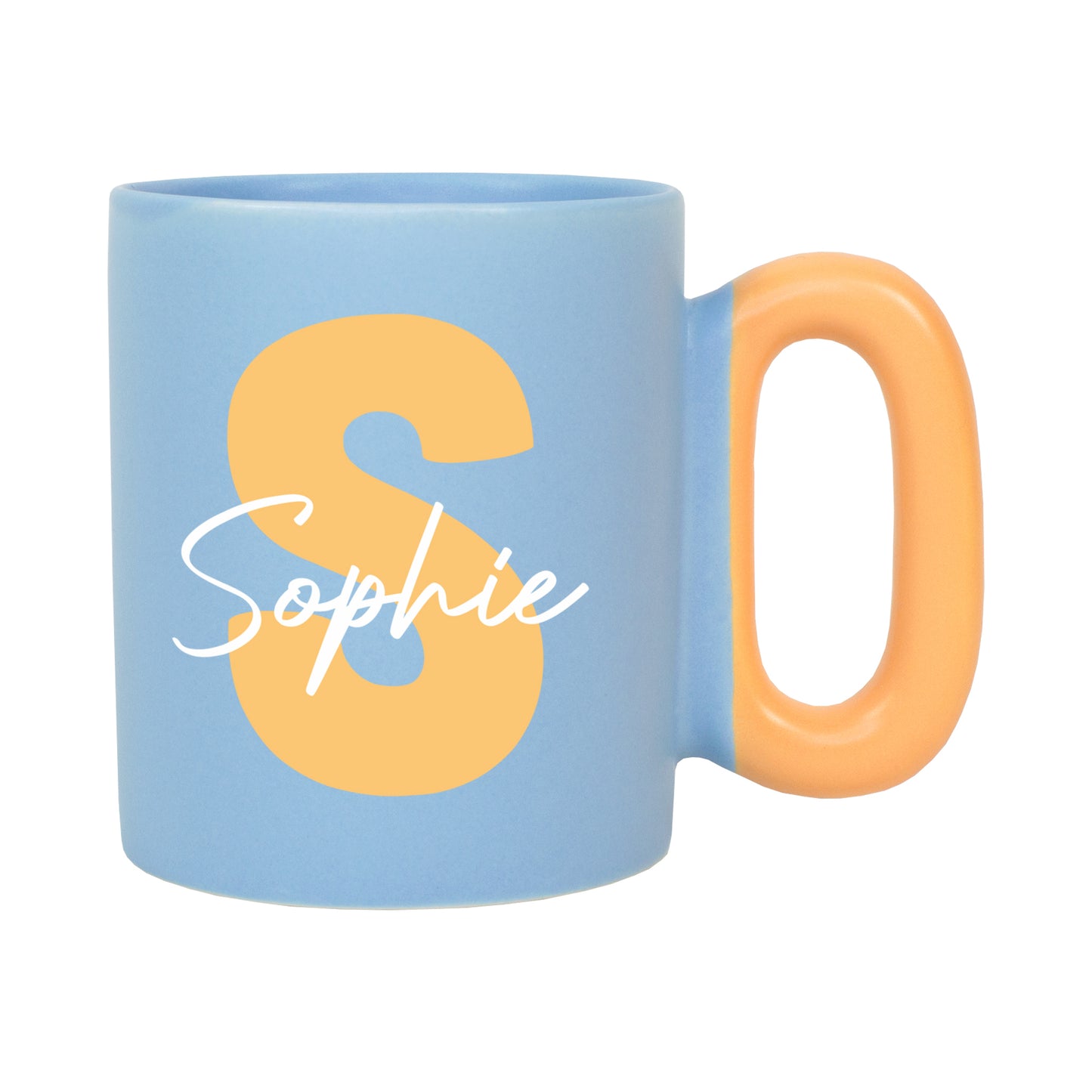 Personalisierte blaue Tasse mit Initiale und Name freigestellt