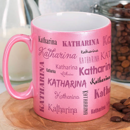 Rosa Tasse mit Namensaufdruck