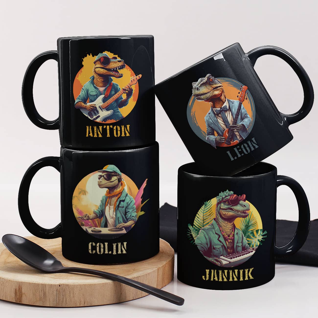 Tolle Tassen mit Crazy-Dinos und Ihrem Wunschnamen bedruckt