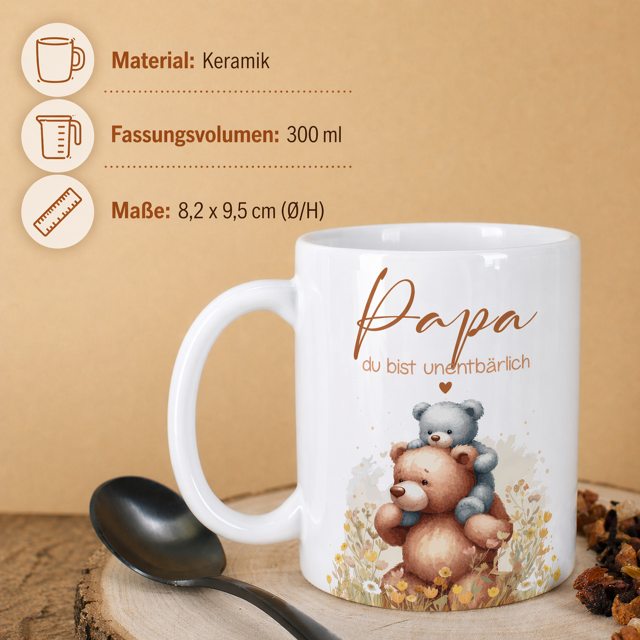 Produktbild mit Angaben zur Tasse: Material Keramik, Fassungsvolumen 300 ml und Maße 8,2 x 9,5 cm, daneben die Tasse mit Bärenmotiv.