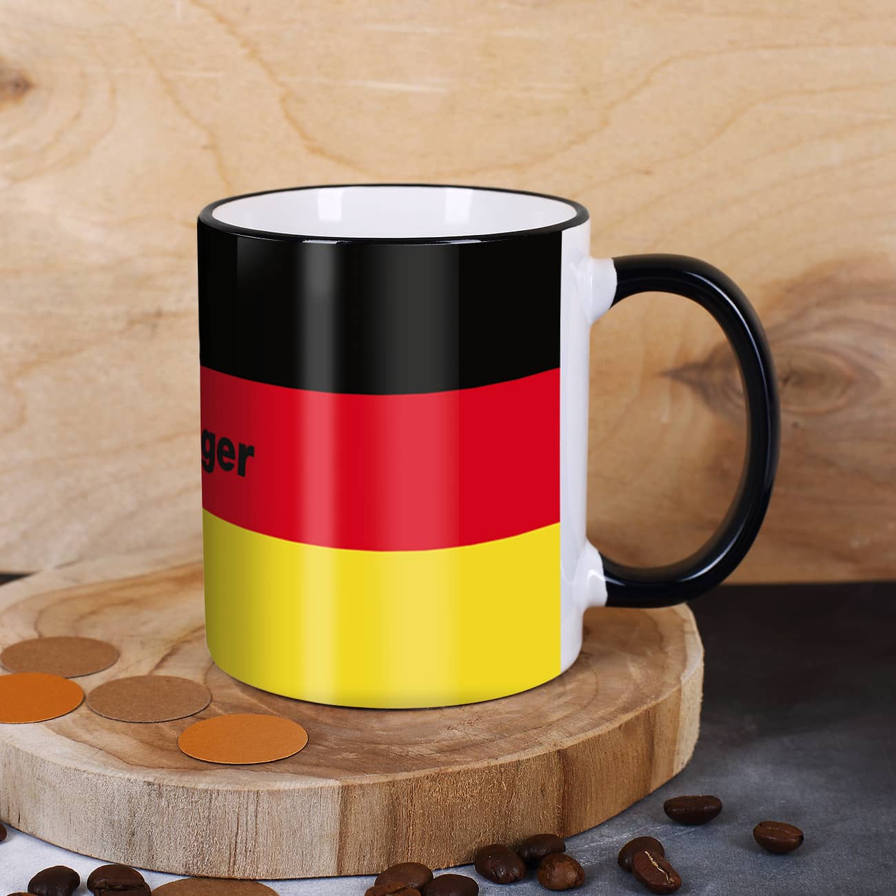Tasse in schwarz-rot-gold mit Namen