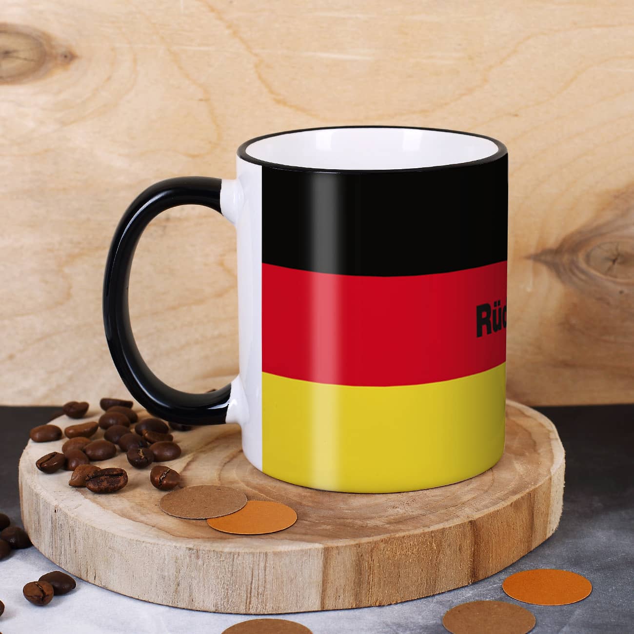 Tasse mit Deutschlandfahne und Namen