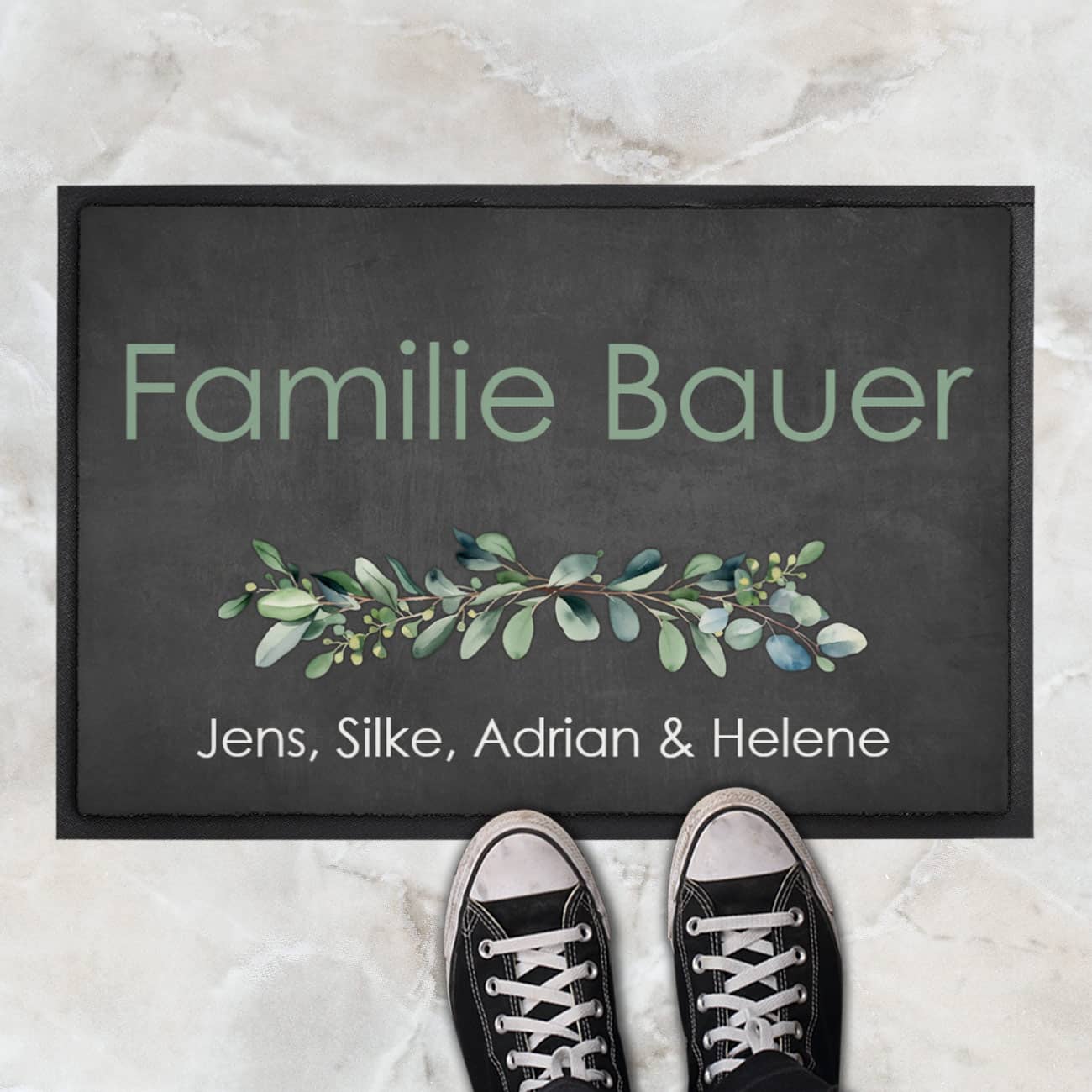 Eukalyptus-Fußmatte in grau mit Ihrem Text persönlich bedruckt