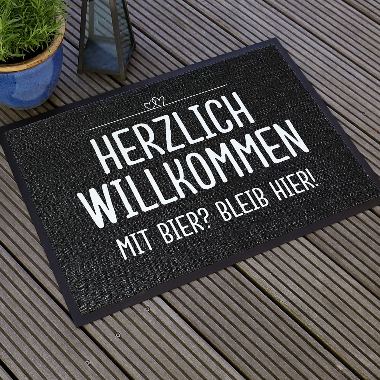Herzlich Willkommen Bier dabei? - Fussmatte mit Ihrem Spruch