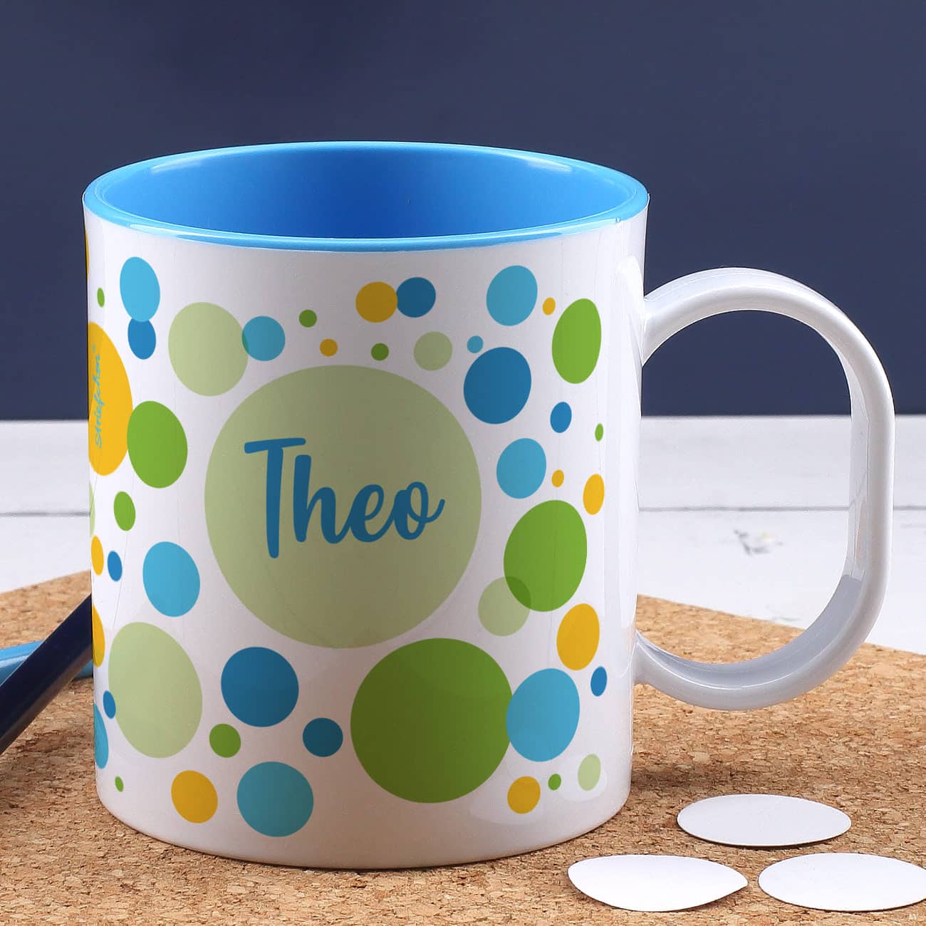 Bruchsichere Kindertasse mit Ihrem Wunschnamen gestaltet