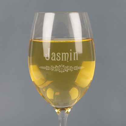 Detailansicht Gravur Jasmin und Blätter-Ornament auf Leonardo Weißweinglas