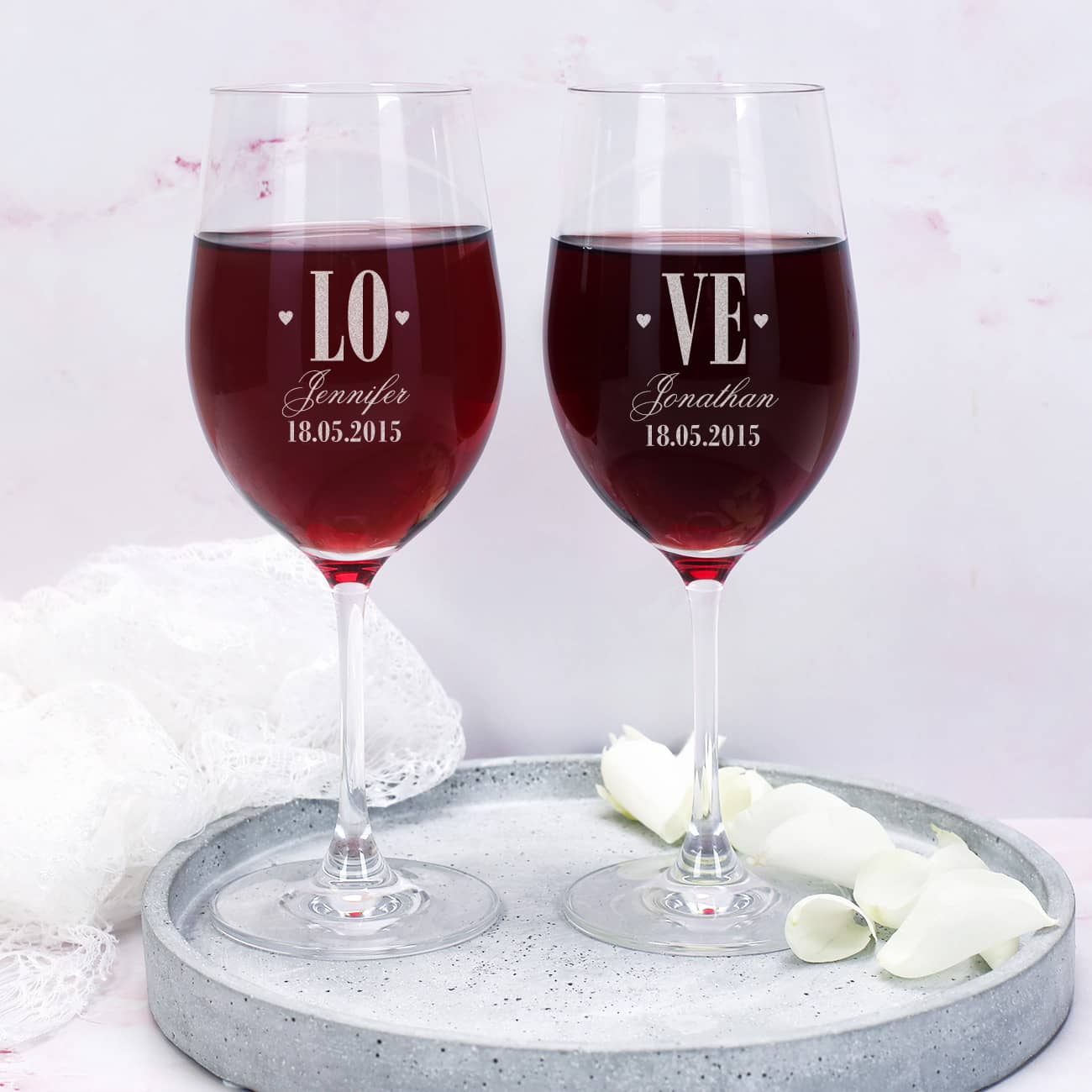 Rotweinglas Set Love mit Herzen und Gravur